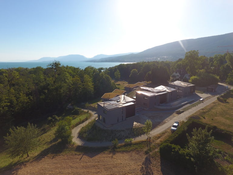 Le Marina Lodge à Marin-Epargnier - Votre oasis au bord du lac.